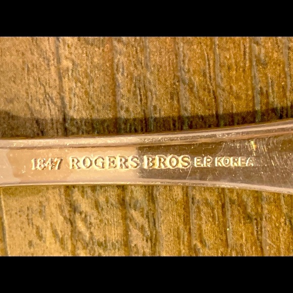 Rogers Elegant Silver Serving Set - Picture 2 of 7